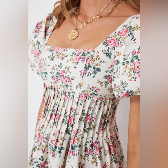 Tuckernuck Pink Floral Aurelia
Mini Dress
HYACINTH HOUSE - Picture 2 of 9